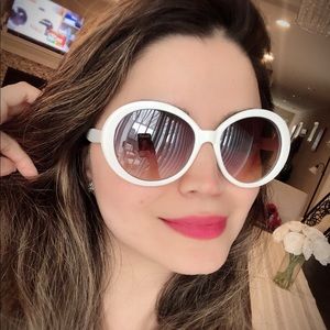 White Frame Women Sunglasses!